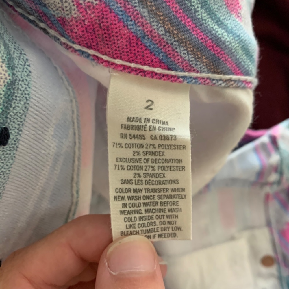 AE Pattern Jean Shorts - Picture 2 of 3